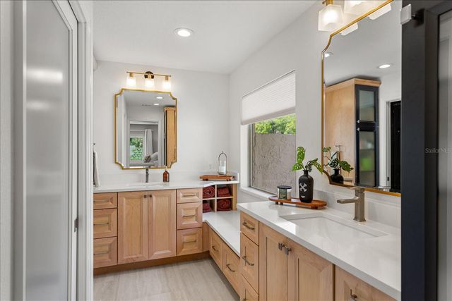 1321 S RIDGE LAKE CIRCLE, Longwood, FL 32750