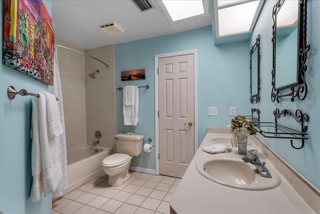 1321 S RIDGE LAKE CIRCLE, Longwood, FL 32750