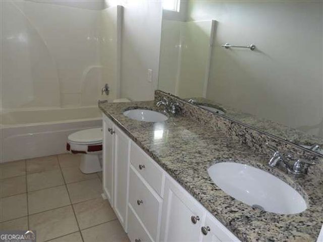 709 Eden Lane, Hinesville, GA 31313