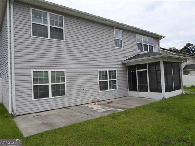 709 Eden Lane, Hinesville, GA 31313