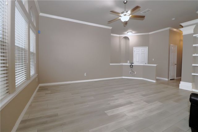 3814 Las Bahias Dr, Corpus Christi, TX 78414
