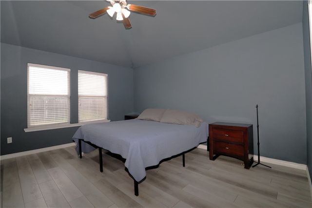 3814 Las Bahias Dr, Corpus Christi, TX 78414