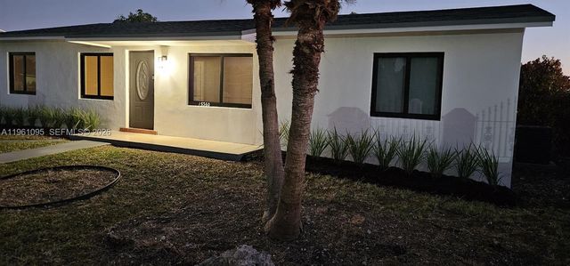 15360 SW 302nd St, Homestead, FL 33033