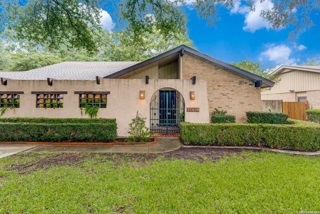 16702 Hunting Valley, San Antonio, TX 78247