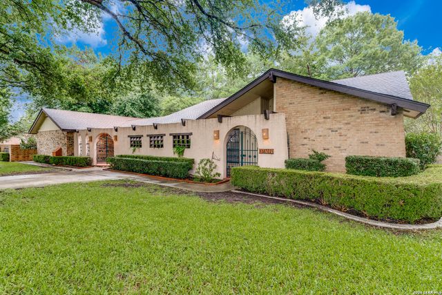 16702 Hunting Valley, San Antonio, TX 78247