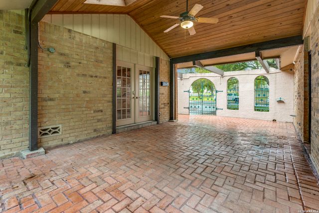 16702 Hunting Valley, San Antonio, TX 78247