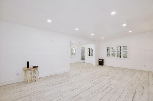 116 N VIRGINIA AVENUE, Sanford, FL 32771