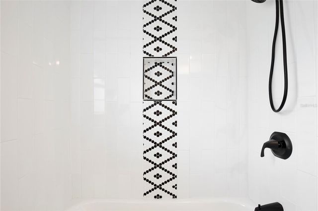 116 N VIRGINIA AVENUE, Sanford, FL 32771