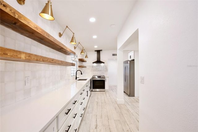 116 N VIRGINIA AVENUE, Sanford, FL 32771