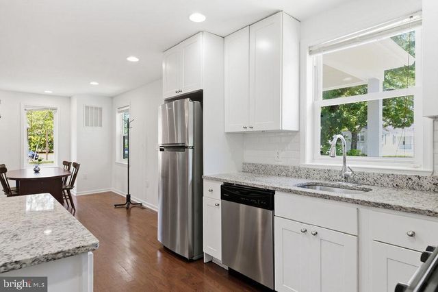 6717 MARIANNE DR, Suitland, MD 20746