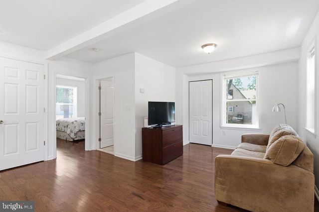 6717 MARIANNE DR, Suitland, MD 20746