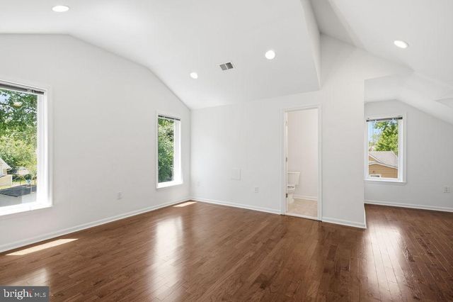 6717 MARIANNE DR, Suitland, MD 20746
