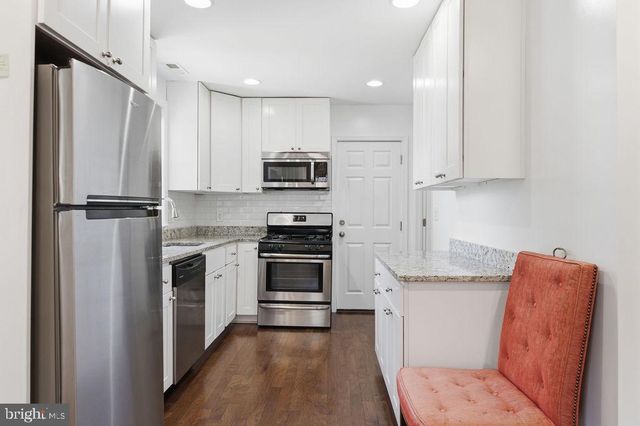 6717 MARIANNE DR, Suitland, MD 20746
