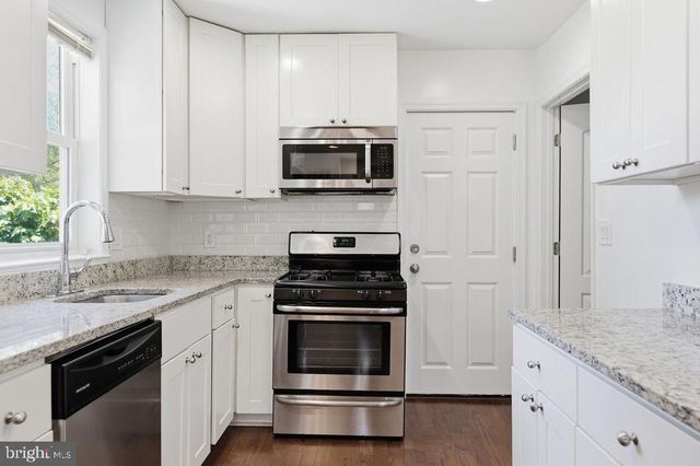 6717 MARIANNE DR, Suitland, MD 20746
