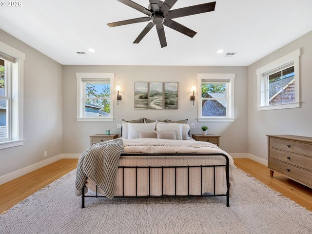 1360 SEA RIDGE Ln, Gearhart, OR 97138