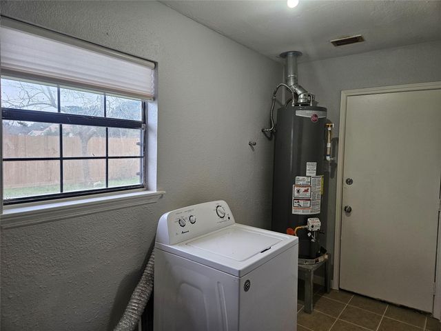 3618 Curry Lane, Dickinson, TX 77539