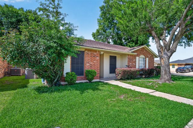 1439 Middle Park Street, Pasadena, TX 77504