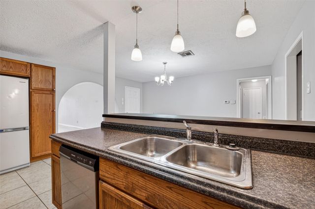 1439 Middle Park Street, Pasadena, TX 77504