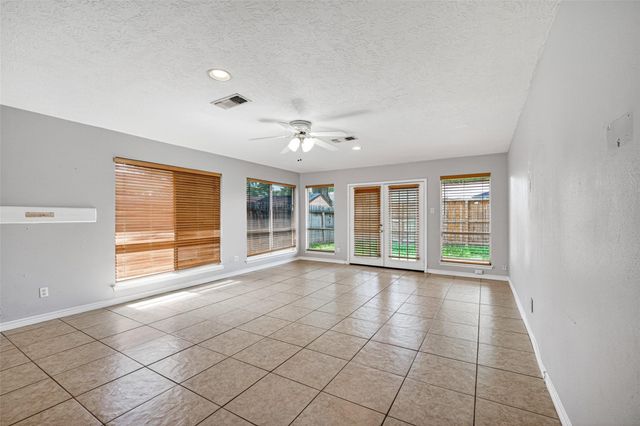 1439 Middle Park Street, Pasadena, TX 77504