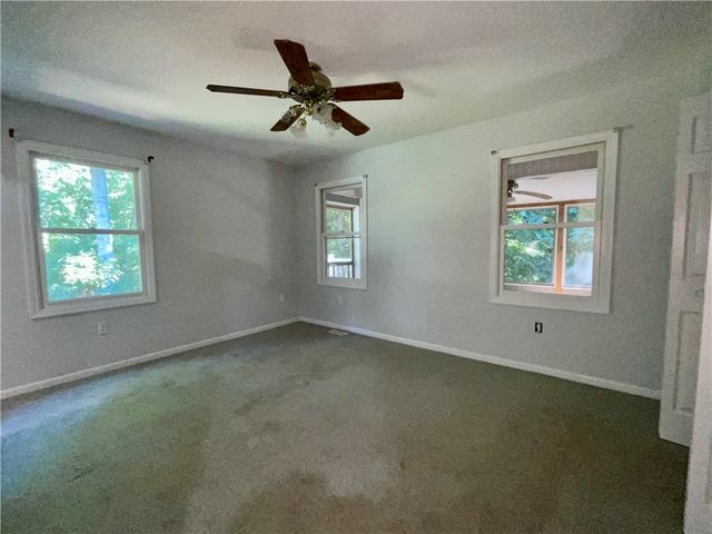 300 Playground Road, Walhalla, SC 29691