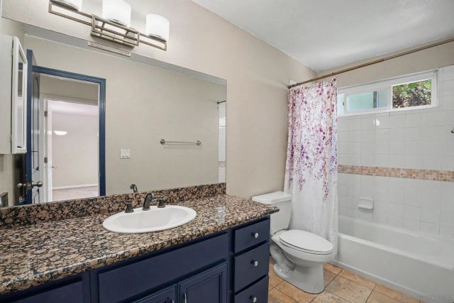 930 Peach Avenue 11, El Cajon, CA 92021
