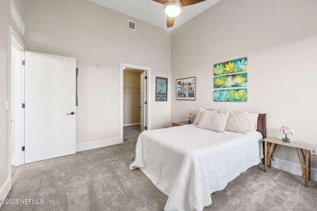 2525 COLLEGE Street 1308, Jacksonville, FL 32204