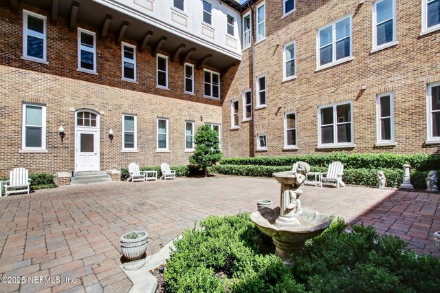 2525 COLLEGE Street 1308, Jacksonville, FL 32204