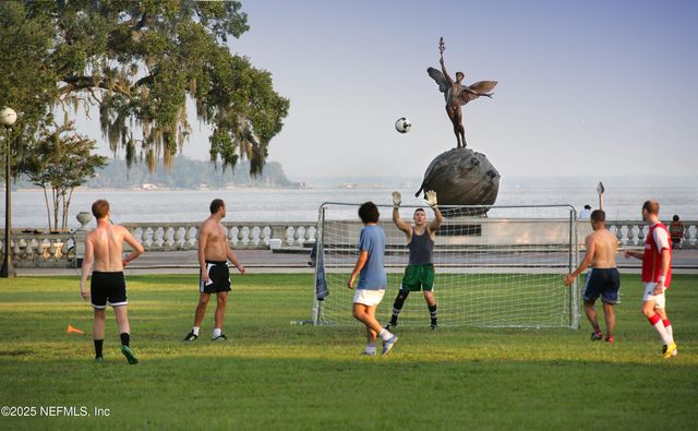 2525 COLLEGE Street 1308, Jacksonville, FL 32204