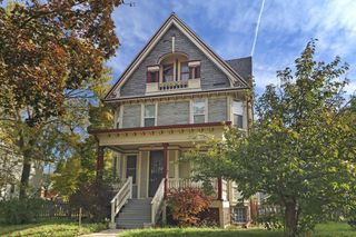 1220 N 31st STREET, Milwaukee, WI 53208