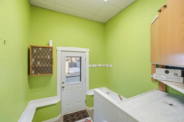 847 N 6TH STREET, Manitowoc, WI 54220