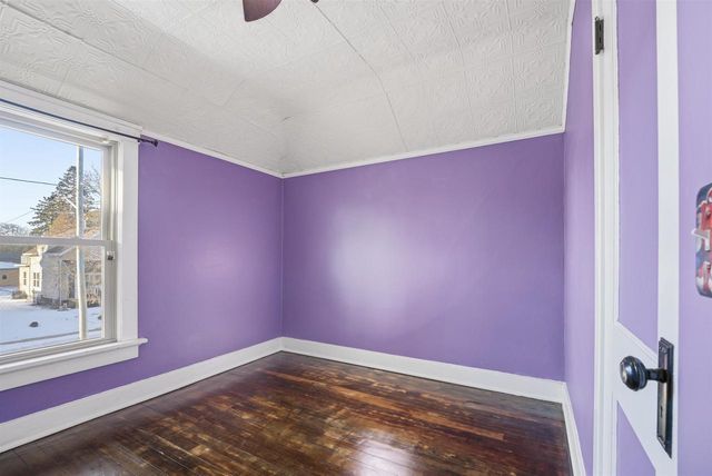 847 N 6TH STREET, Manitowoc, WI 54220