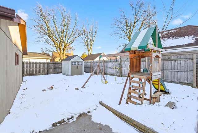 847 N 6TH STREET, Manitowoc, WI 54220