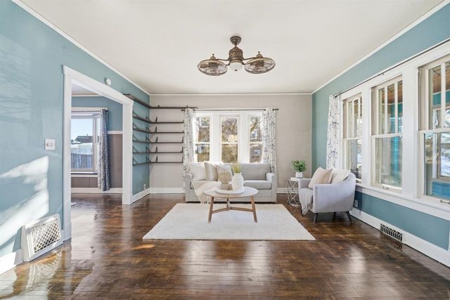 847 N 6TH STREET, Manitowoc, WI 54220