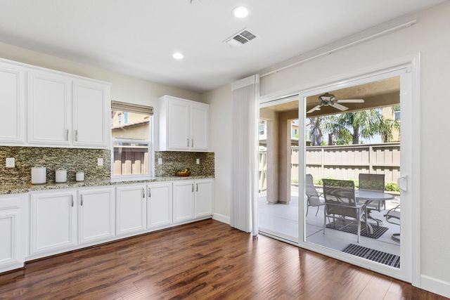 9832 Allen Ranch Way, Elk Grove, CA 95757