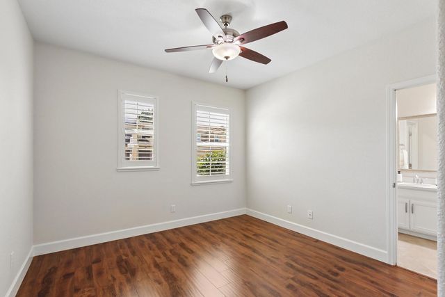9832 Allen Ranch Way, Elk Grove, CA 95757