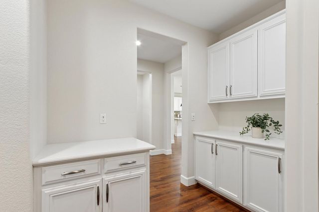 9832 Allen Ranch Way, Elk Grove, CA 95757