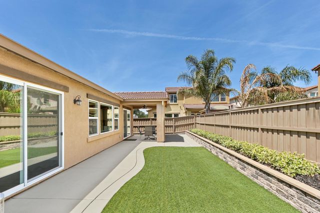 9832 Allen Ranch Way, Elk Grove, CA 95757