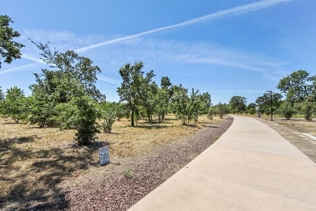 9832 Allen Ranch Way, Elk Grove, CA 95757