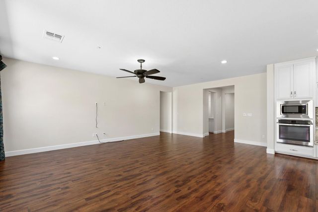9832 Allen Ranch Way, Elk Grove, CA 95757