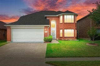8500 Silverbell Lane, Fort Worth, TX 76140