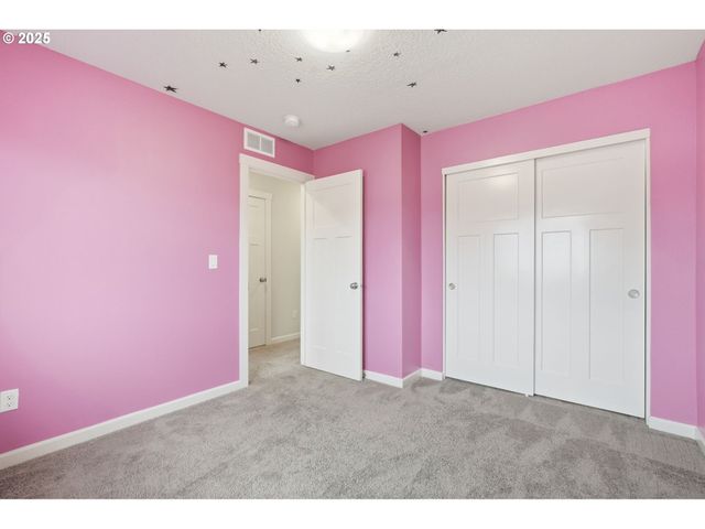 2618 Nw SHADDEN Dr, Mc Minnville, OR 97128