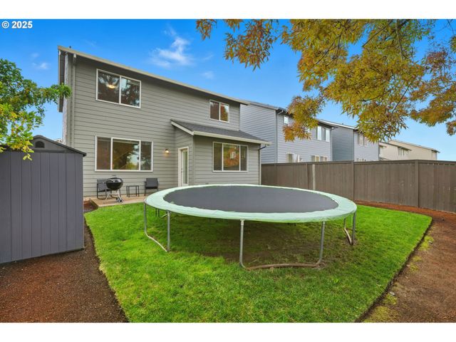 2618 Nw SHADDEN Dr, Mc Minnville, OR 97128