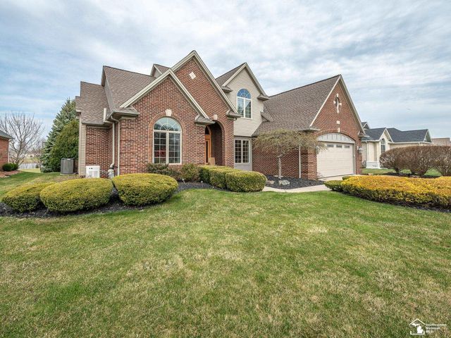 1033 Saint James Park Avenue, Monroe Twp, MI 48161