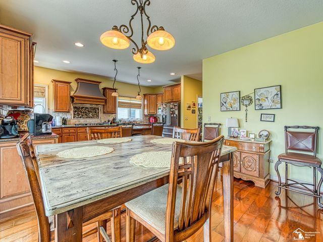 1033 Saint James Park Avenue, Monroe Twp, MI 48161