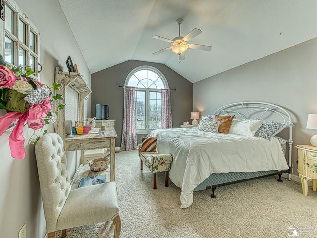 1033 Saint James Park Avenue, Monroe Twp, MI 48161