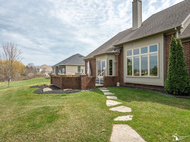 1033 Saint James Park Avenue, Monroe Twp, MI 48161