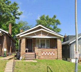 5721 Floy Avenue, St Louis, MO 63136