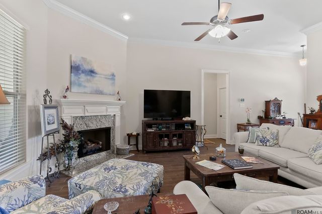 933 Lob Lolly Court, Ponchatoula, LA 70454