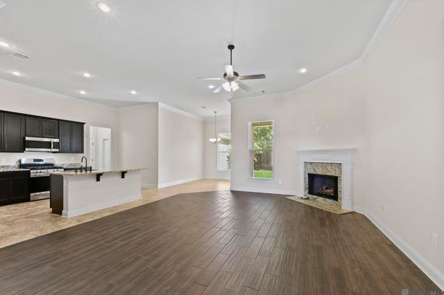 933 Lob Lolly Court, Ponchatoula, LA 70454