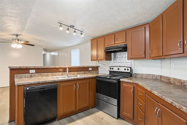 120 LCR 632, Groesbeck, TX 76642
